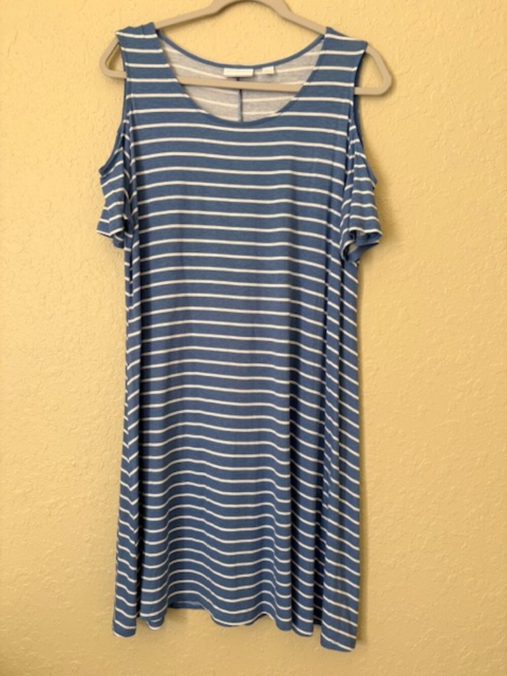 New York & Company Blue White Stripe Cold Shoulder Dress Size Large Casual NWOT